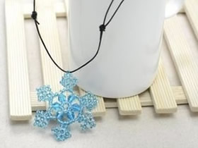 怎么做串珠雪花项链坠 漂亮雪花项链坠DIY